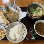 手打ち細饂飩 めん処 今帰仁 - 天ぷら定食   1100円(税込)