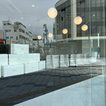 ガトーショコラ専門店 fam 八王子駅前店 - ガラス張りの、シンプルなお店です♪