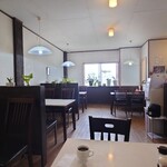 朱里 - 店内　東側