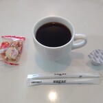 朱里 - コーヒーとあられ