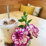 ファイブ ローブス カフェ - 