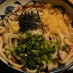 木酢鶏天然黒石焼 讃 - 固茹での麺