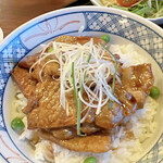 和食 六郎 - 豚丼