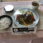 Resutoran Kafe Chikyuu Kousaten - Bランチは牛肉と茸の豆板醤炒め