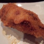 串かつ あーぼん - 牛肉。串カツは食べるまで何かわからないほうがいいでしょ？という大将。