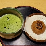鬼太郎茶屋 - 妖怪抹茶セット(目玉のおやじまん)