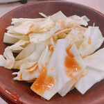 0秒レモンサワー 仙台ホルモン焼肉酒場 ときわ亭 - お通しのキャベツ