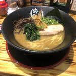 Ramen Kaizan - 海山豚骨（醤油）800円