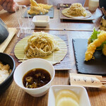 そば草香 - 2人とも"天婦羅盛合せ"＆"そば切り"を注文