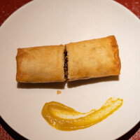 鳥焼き 小花 - 2022.5 揚げ春巻き（新ゴボウと鶏の味噌煮込み）