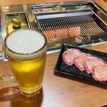 Yakiniku Sakaba Akiba Bokujou - 