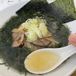 中華そば 鶴亀 - スープ