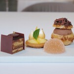 ドミニク・ブシェ トーキョー - ミニャルディーズ