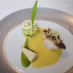 ドミニク・ブシェ トーキョー - ちりめんキャベツのファルシで中には新玉葱とチョリソーが詰められています。