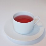 ドミニク・ブシェ トーキョー - プロヴァンスというフルーツ&ハーブティーを頂きました。