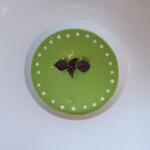 ドミニク・ブシェ トーキョー - グリーンピースのブルーテ