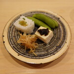 すし処 睦月 - 蕗、枝豆、蕗みそ田楽、ミョウガのきんぴら