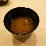 すし処 睦月 - 赤出汁