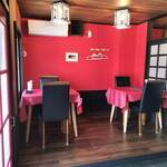 洋食&ワイン LUCE - 店内(２人席）（4人席もあり）