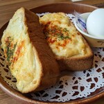 Bikkuri Donki - チーズトースト