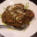 アーンドラ・ダイニング - ミリヤラ・コーディ・ヴェプドゥ（アーンドラ風チキン黒胡椒炒め
      ）ꢠ