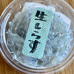 カネヒデ小林商店 - この時期の生しらすは真鰯です　ちなみに秋は片口鰯です