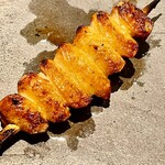 とり茶太郎 - ホロホロ鳥のぼんじり　脂はしっかり落ちていますがネチネチとした食感が堪らない