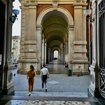 Baratti & Milano - 私が写真を撮っている間にカップルが横を抜けて行った