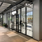 KITH TREATS - お店は宮下パーク２階、原宿寄りの場所に立地しています。