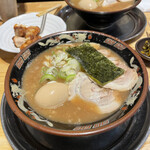 とんこつらぁ麺 松もと - 