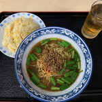 聚仙閣 - ラーメンセット　台湾ラーメン＋チャーハン¥750