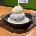 Shimokitazawa Mito Dainingu - 白バーグ