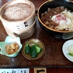 もり陣 - 上州牛の炙り釜玉うどん＋わっぱ飯