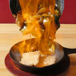 餃子 小籠包 福包酒場 - 燃えよ！おこげ！