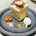 French Restaurant ensia - ショートケーキ