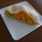 サ・マーシュ - スクランブルエッグでホットサンドにリメイク