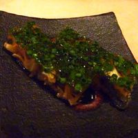 鮨 よし田 - ふぐの煮こごり・・ぽん酢の風味がいいですね。ホントに少量(1cm×5cm程度かな）なのが残念。 
                