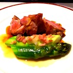 フランス料理研究室 アンフィクレス - ミルクラムとアスパラ