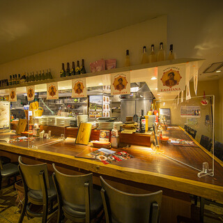 お一人様でのお食事にも打ってつけです！