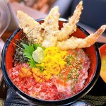 Sashimi To Tempuraya Sakana Tori Hanare - 