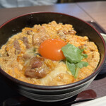 Tori Hana - 東京軍鶏 親子丼 1520円
                      軍鶏スープ、サラダ、香物