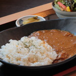 Sai no Kuni Kurobuta Curry Set