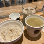 Soup Stock TOKYO - 白いんげんスープと白米、職人のチャイ