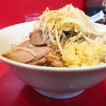 ラーメン二郎 - 汁なし半分＋ニンニク多め＋白ネギ