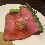 SATOブリアン - ロートビーフか塩焼肉を選べた。美味しいけど塩焼肉を選ぶべきです