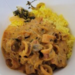 SPICY CURRY 魯珈 - ディルの薫り纏うヤリイカのカレー～ピンクペッパーを添えて～