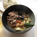 ナーラック アジアンスープスタンド - 