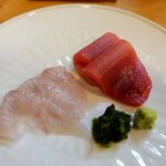 季節料理 あまね - お造り（対馬沖の生本鮪と沼津の鮃）