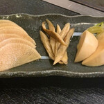 Tsuchi Botaru - 根菜のお漬物