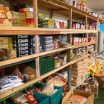 アルムスタファーマスジド - ビリヤニの素とかも置いてある